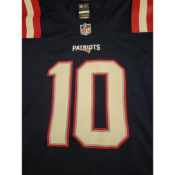 Nike Mac Jones New England PATRIOTS Womens Size Medium Jersey NFL Football Top - Picture 3 of 8